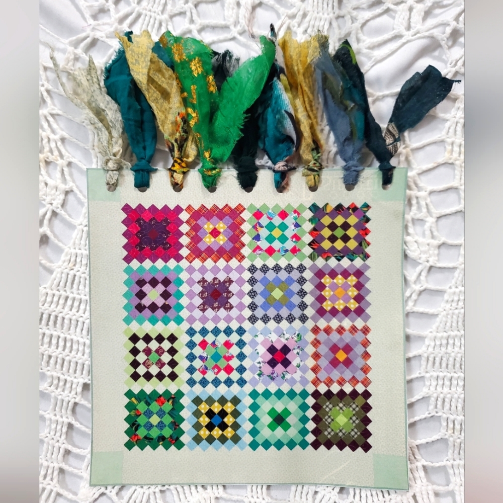💘 HAND CRAFTED set of 3 XL quilt pattern journaling cards with fabric tassels - Picture 4 of 6